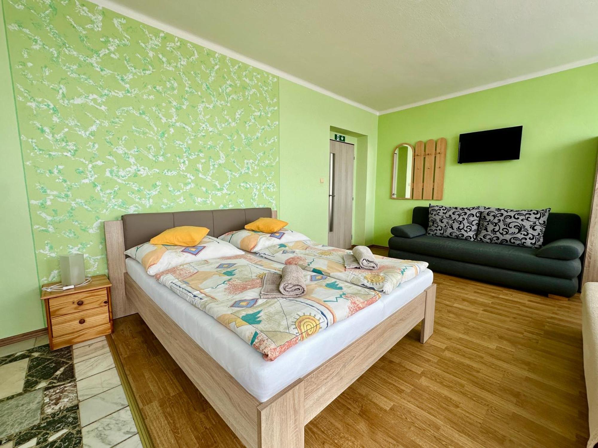 Privat Horec Maly Slavkov Luaran gambar